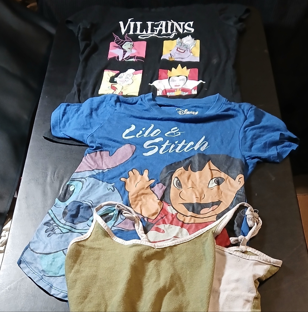 Love Green Size M Kid Romper/ Disney Black Size L/Disney blue Size Xs Kid Shirt